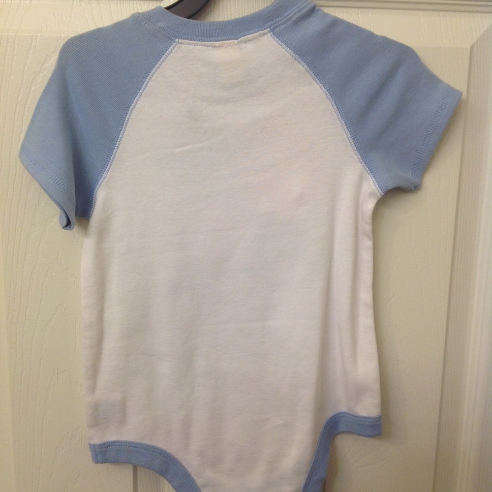 Family Guy 24 months onesie great shower gift NWT - Picture 2 of 2